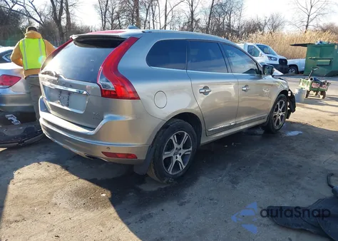 2015 Volvo Xc60 T6/Premier+ from USA, damaged, VIN YV4902RC7F2566991
